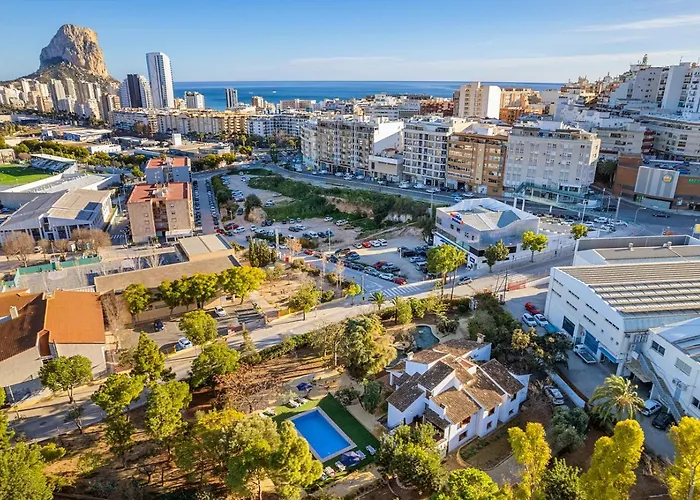 Tropical - Plusholidays 빌라