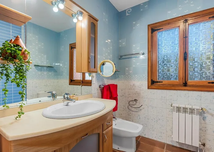 Tropical - Plusholidays *