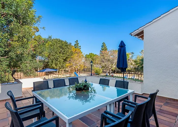 Tropical - Plusholidays 칼페