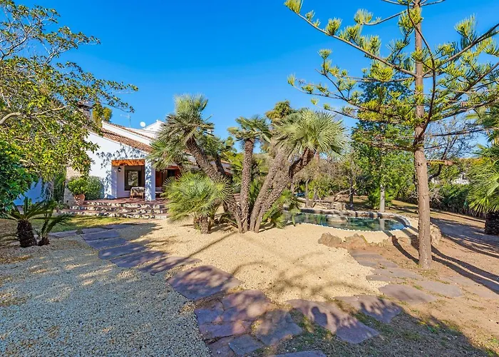 Villa Tropical - Plusholidays *